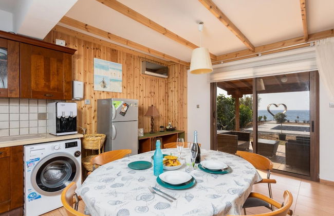 Villa Beach Heaven in Pomos - Foto 47