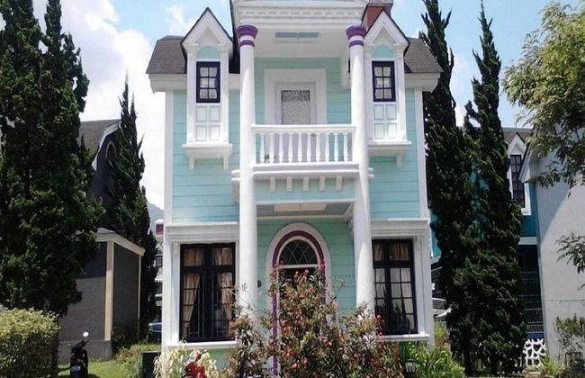 Villa Kota Bunga Tulip - Photo 53