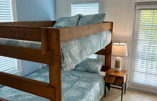 Waterfront Luxury Villa With Sunset Views And Boat Slip 3 Bedroom Townhouse by RedAwning - Foto 3