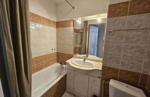 Agréable Studio - Centre ville - Balcon - Photo 5