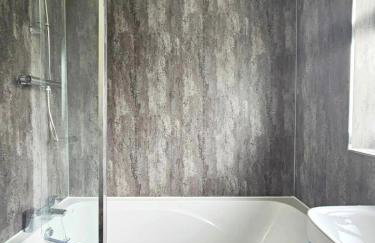 Badger Haven, Apartment 4 - Photo 2