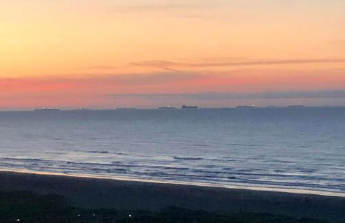 Stunning 8th floor View of the Beach - Islander East Studio - Foto 19