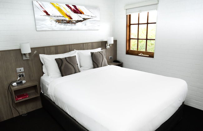 Bay Hotel Apartments - Photo 20