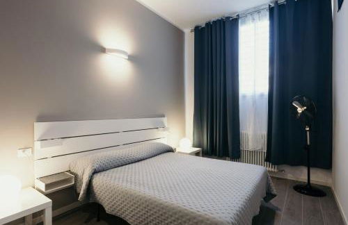 GuestHost - Studio 1 Deisgn Apartment with Car Parking! - Foto 12