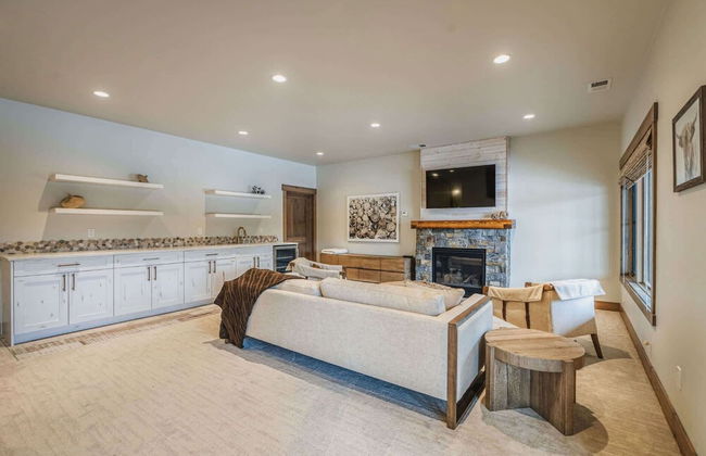 Wilderness Club Escape For 14! - Photo 18