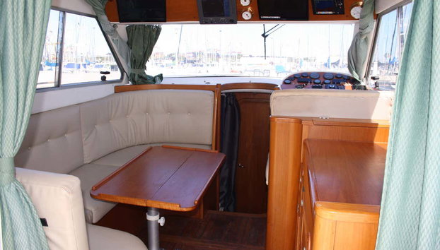 Paseo en yate al atardecer - Foto 4, Interior del yate