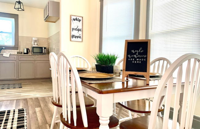 The Hennepin House-Private Yard &Parking - Foto 17