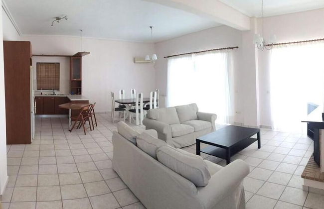 Anavyssos Dream Villa Sea View and Pool - Photo 5