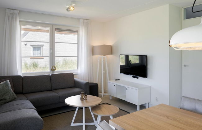 Villa Near Nieuwvliet Beach With Sauna - Photo 4