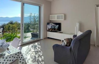 Oasi Giardino - Pool and Lake View and Garden - Photo 16