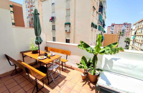 Manuela Nogales Apartments! - Photo 6