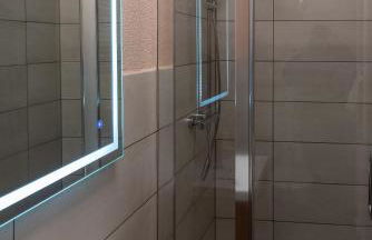 Top-moderne Ferienwohnung und Apartments auf früherem wunderschönen Bauernhof im Elbe-Elster-Kreis in Brandenburg bei Herzberg-Elster, Schönewalde, Holzdorf - Foto 34