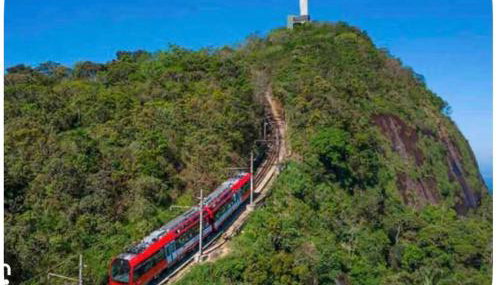 apt próximo ao metrô e acesso ao corcovado - Foto 2