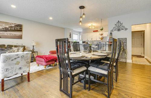 Walk to Bites and Whittier Park Uptown Getaway! - Foto 7