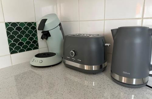 Grand appart lumineux - 6 pers, wifi, parking, check-in facile, proche commodités & métro 5min - Foto 16