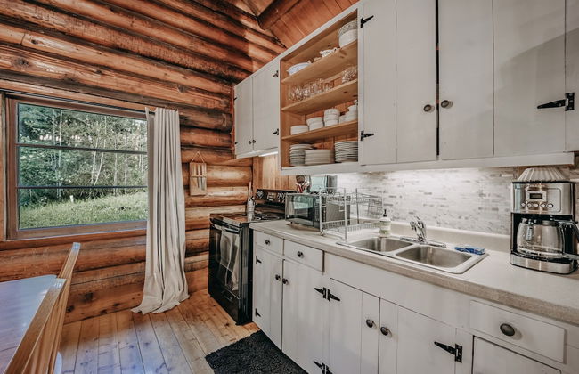 76GS - Genuine Log Cabin - WI-FI - Pets Ok - Sleeps 4 - Foto 4