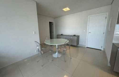 Apartamento 01 quadra da praia - LUXO Praiamar Residence - Foto 47