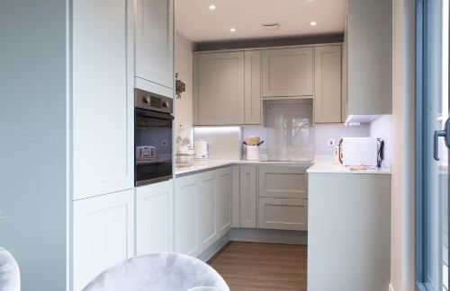Elliot Oliver - Stunning Three Bedroom Penthouse With Large Terrace & Parking - Foto 44