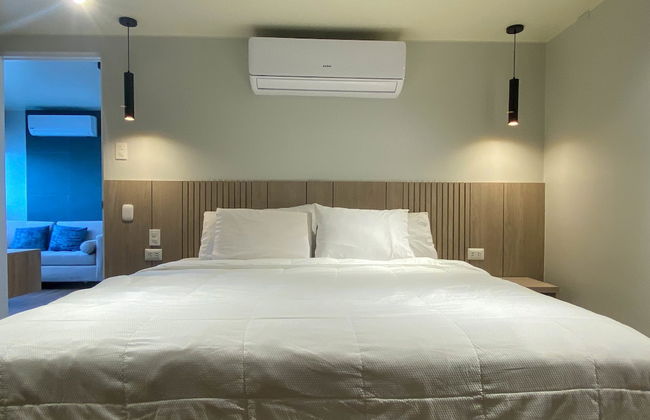 w Modern 2BR w Jacuzzi in Miraflores - Photo 16