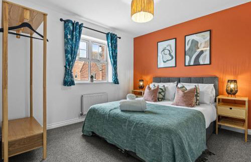 Spacious 6-bedroom house - 3 parking spaces - Superfast Wi-Fi - Close to M5 - Long-stay rates! - Foto 23