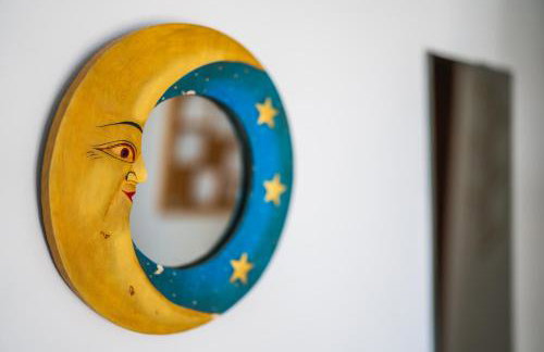 Violet Red Yellow Apartments - Foto 35