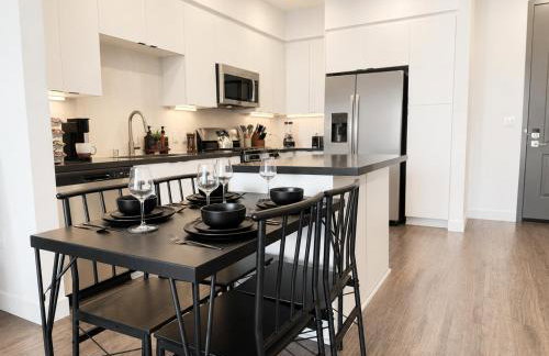 Upscale Escape 10 Min from Disneyland With Pool & Gym - Foto 40