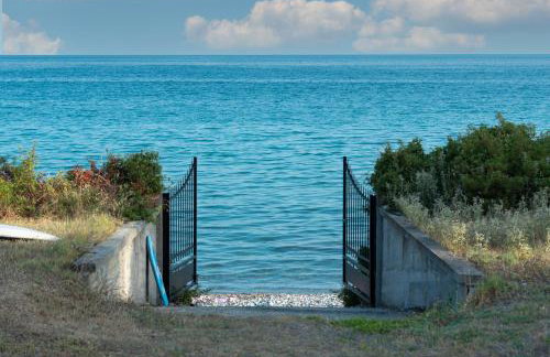 ALKEA beachfront apartment Moles Kalives Halkidiki - Foto 38