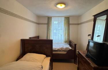 Urlaub am Fluss im historischen Altenburschla - Foto 9