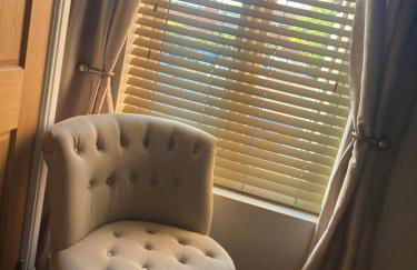 Cheshire Home Stays - Photo 3