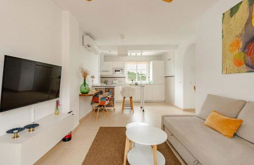 Casa Lidia, bonito y cómodo ático con rooftop privado, impresionantes vistas mar, montaña y jacuzzi - Foto 11