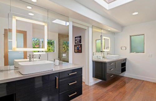 Shoreline Park House - Your Vacation Oasis Awaits - Foto 40