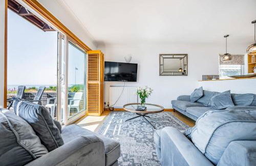 Pebble Paradise Beachfront Family Getaway - Foto 12