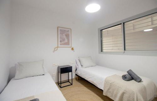 Sea View Apartment Near The Beach - Photo 19