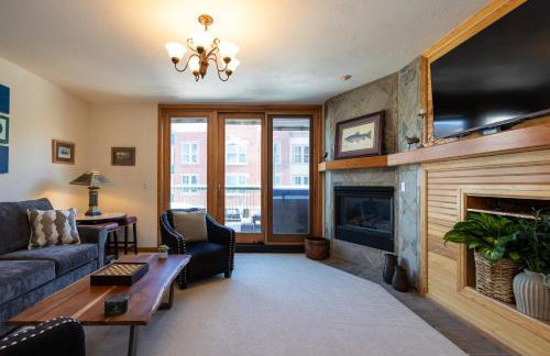 Ski in Ski out Main Street Balcony Hot Tub - Photo 9