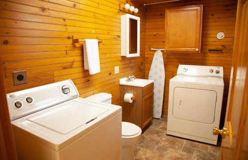 Cabin Otisco Lake Views Fire Pit & Pool Table - Foto 26