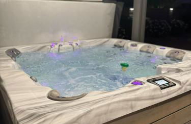 Heated Pool, Hot Tub, Games & more! - Photo 4