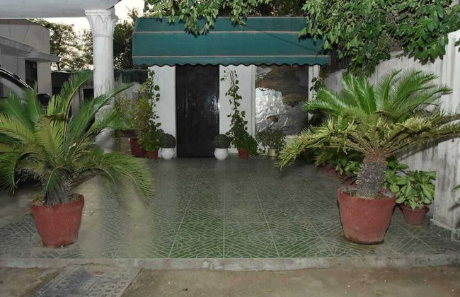 Remarkable 6-bedroom Farmhouse in South Delhi - Foto 8