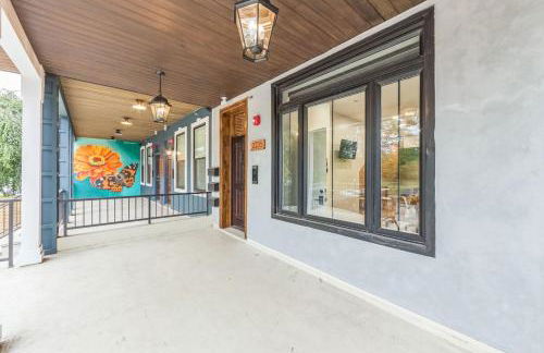 Bi-Level 2BR w Rooftop - Sleeps 12 - 10 min to DT - Foto 24