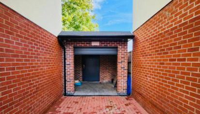 3 Bedroom Guest House in Dudley - Foto 3