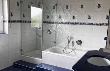 KLIMATISIERTE schöne 110 qm große moderne und helle Wohnung - Foto 37