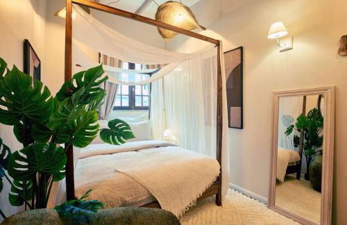 Versailles Jacuzzi - Sauna - RDC 2 - Foto 20