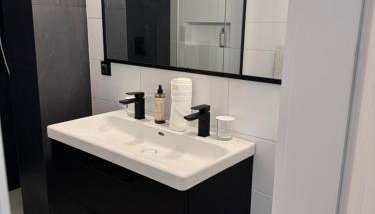 Modern Apartment in the Center of Żory - Foto 4