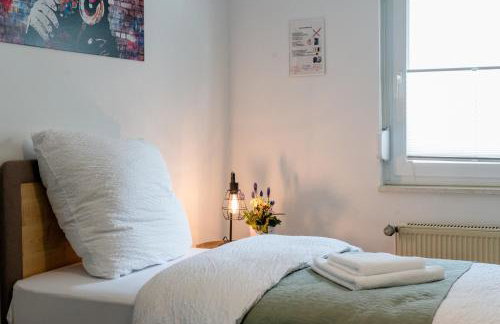 janu-homes - 3 Zimmer Apartment - 4 Betten, Waldblick vom Kirchplatz - Foto 26