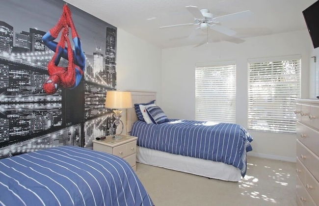 Luxury Villa With Large Private South Facing Pool 4 Bedroom Townhouse by RedAwning - Photo 4