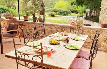 Charming converted Mill with Private Swimming Pool - Foto 14