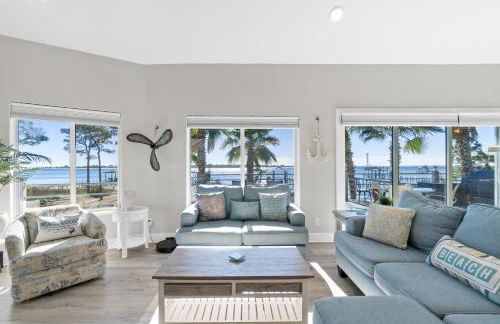 New! Pirate`s Cove! Waterfront! 2 Dog Friendly, Free Activities Included! - Foto 3