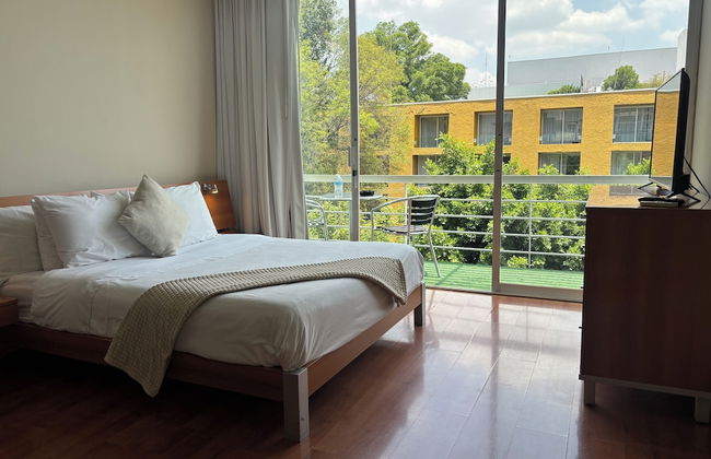 Lombardo Suites - Photo 7