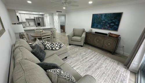 2 BR Condo in St Augustine across from Beach - Foto 3