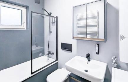 ALFA 4 Zimmer Apartment 8 Personen TV WIFI WM I 4BR 7Beds I 8 people I Kitchen l Bathroom - Foto 26