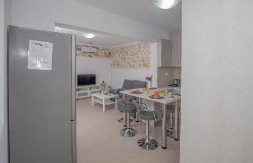 Nicolas Home - Foto 20